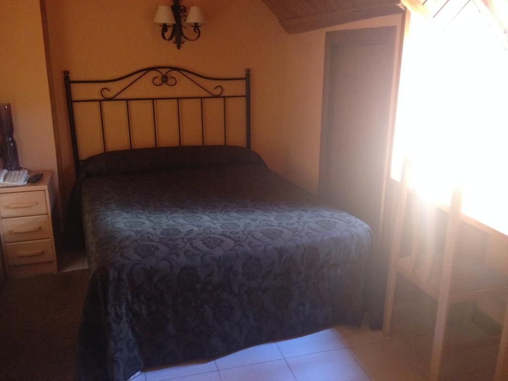 Hostal Centro Sallent De Gallego Ruang foto